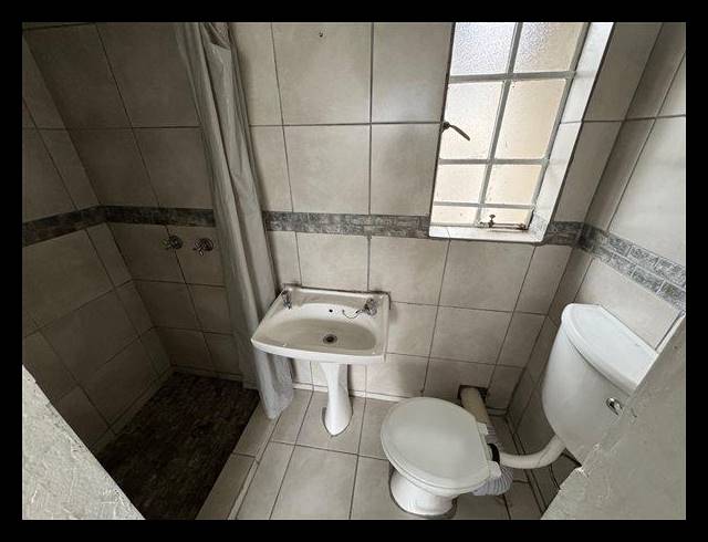 2 BEDROOM CLUSTER FOR SALE IN ESTHER PARK